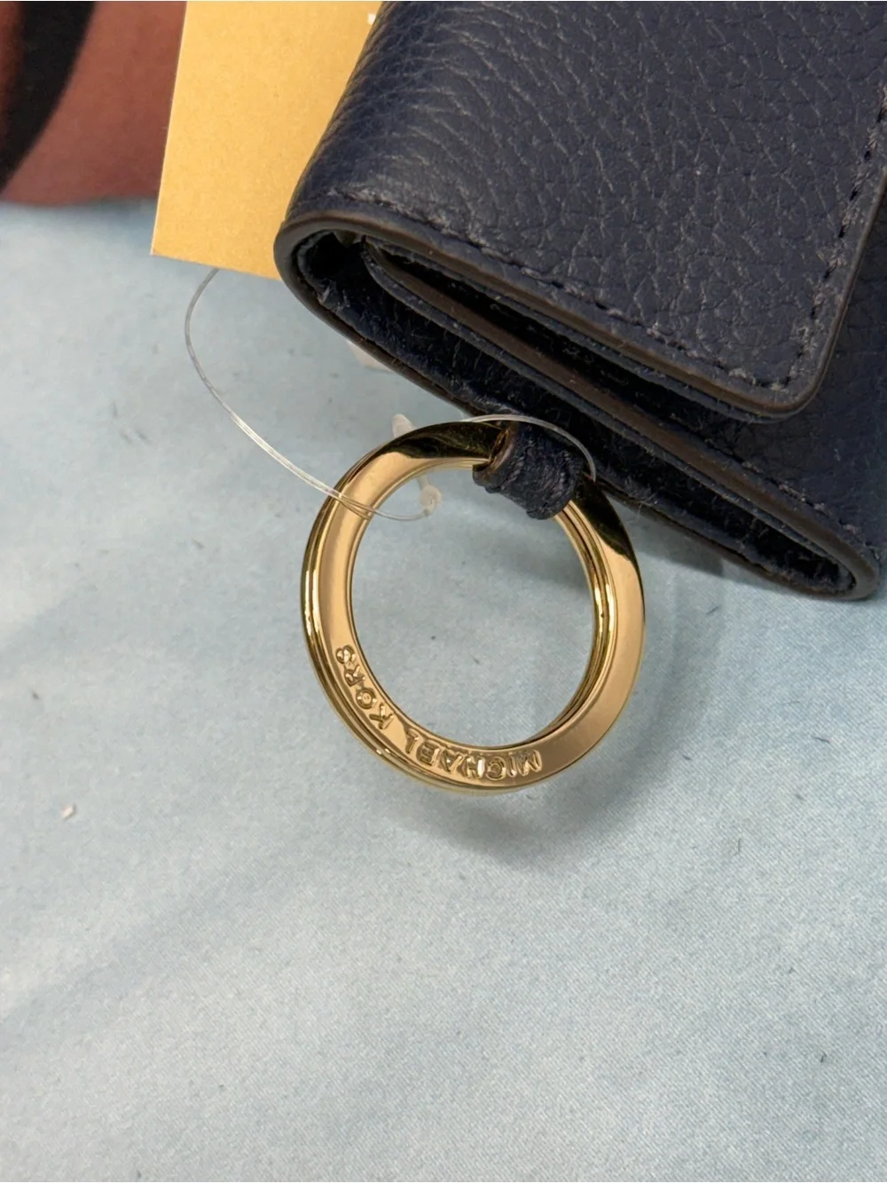 (new+tag) Michael Kors Navy Pebbled Leather Key Case with Gold Tone Hardware